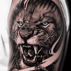 Löwenkopf Tattoo